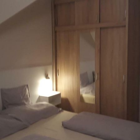 Szaloky Apartmanhaz 根尼斯迪亚斯 外观 照片