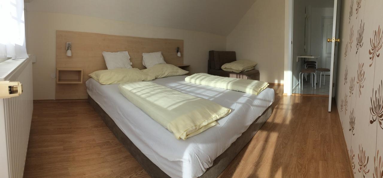 Szaloky Apartmanhaz 根尼斯迪亚斯 外观 照片