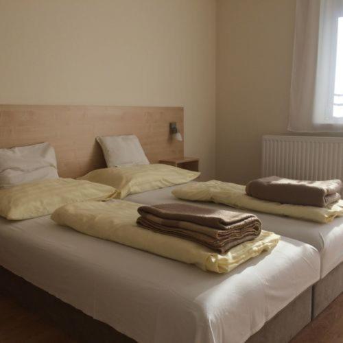 Szaloky Apartmanhaz 根尼斯迪亚斯 外观 照片